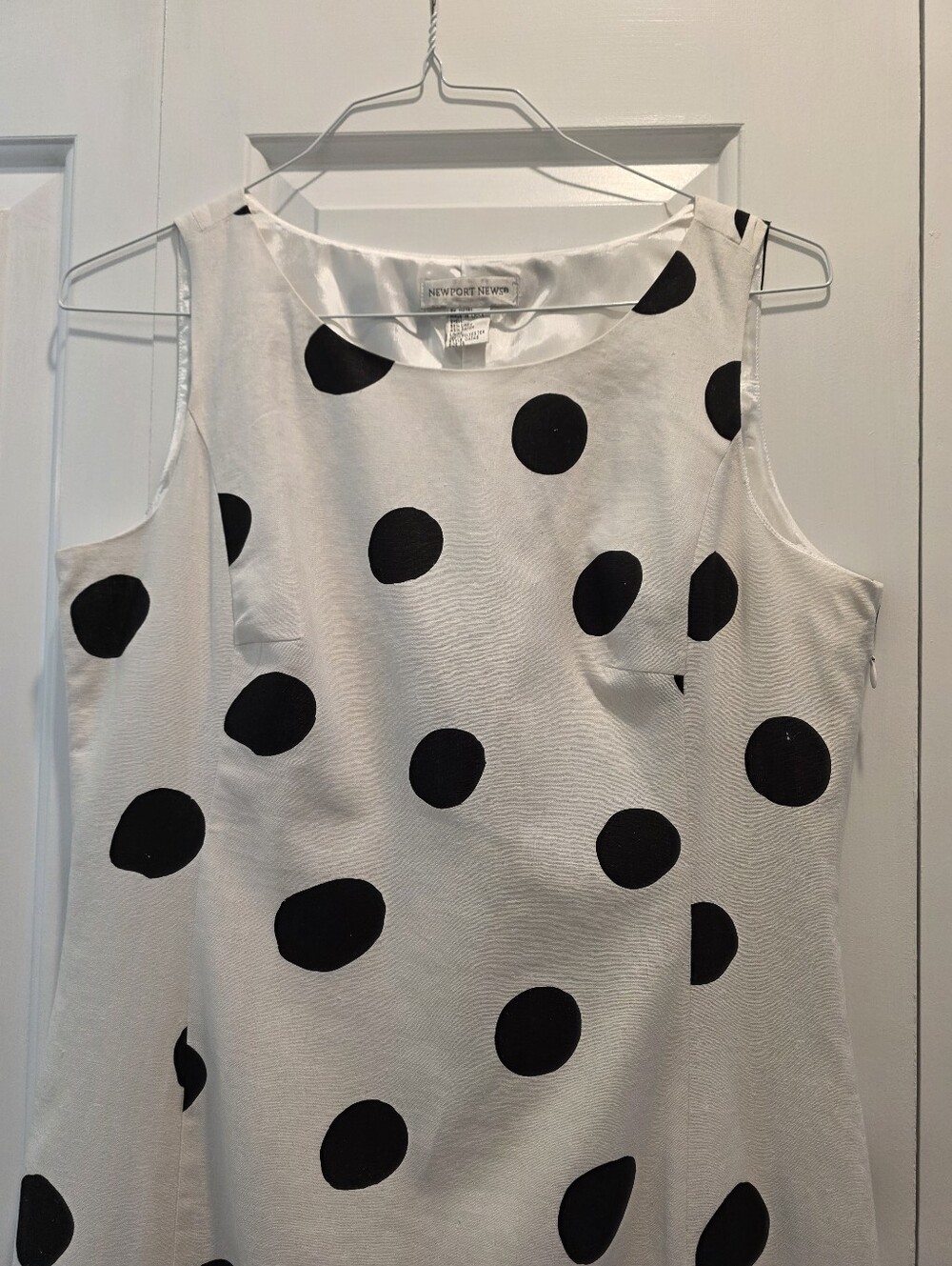 Newport News White Linen Sleeveless Polka Dot Dress with Black Dots